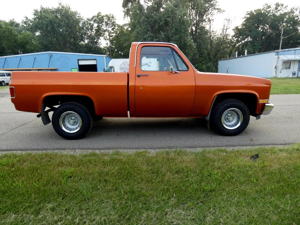 1987 GMC C/K 3rd Gen - Image 10 of 31
