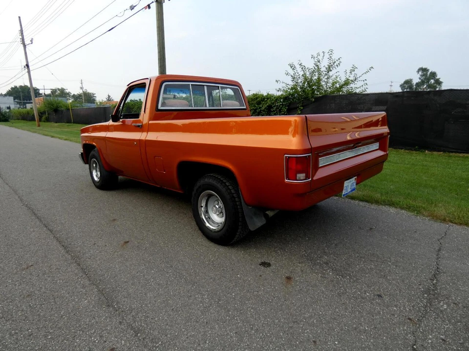 1987 GMC C/K 3rd Gen - Image 5 of 31
