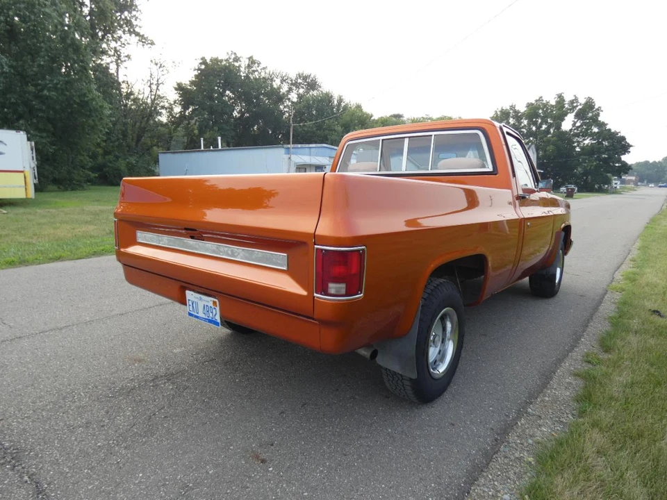 1987 GMC C/K 3rd Gen - Image 8 of 31