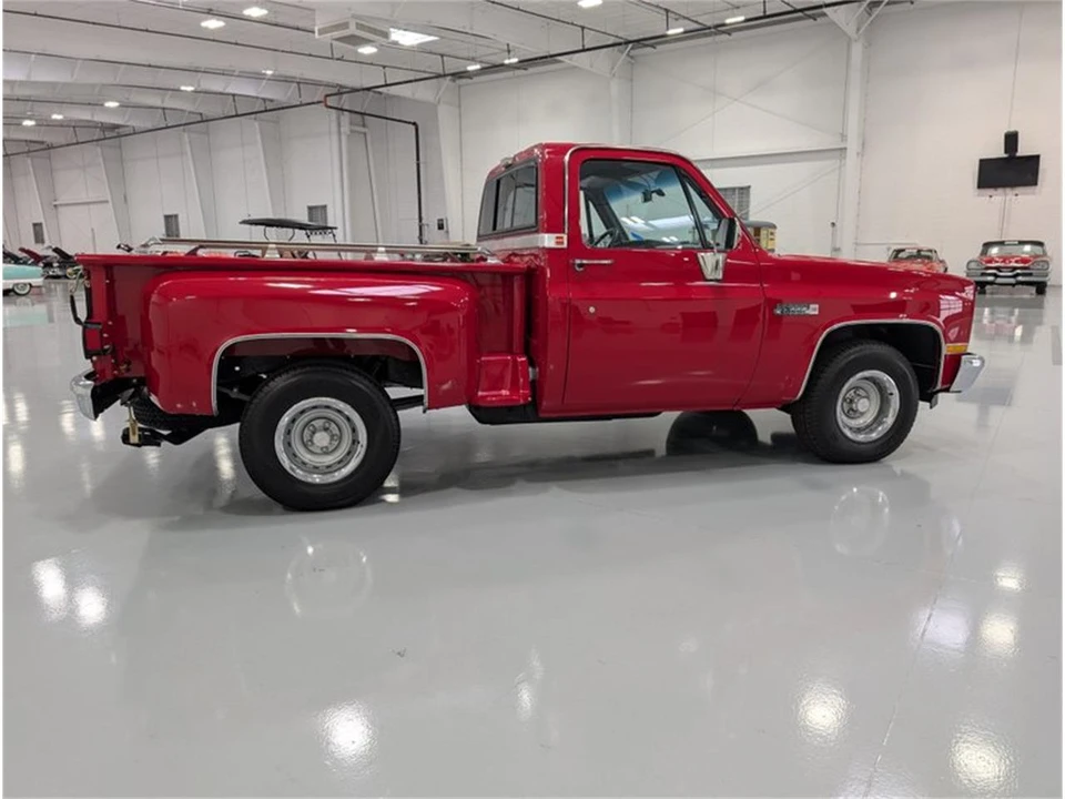 1987 GMC C/K 3rd Gen - Image 8 of 30