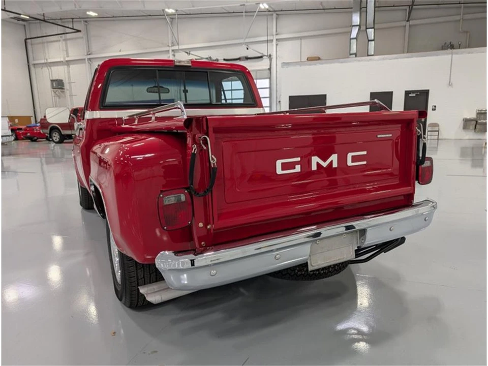 1987 GMC C/K 3rd Gen - Image 11 of 30