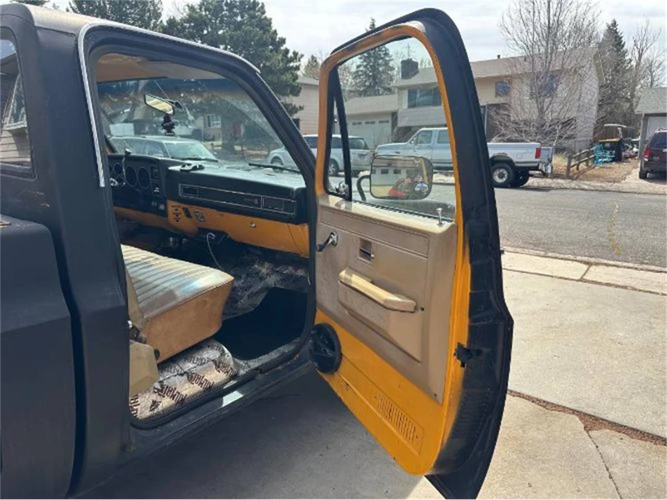 1987 GMC C/K 3rd Gen - Image 5 of 15