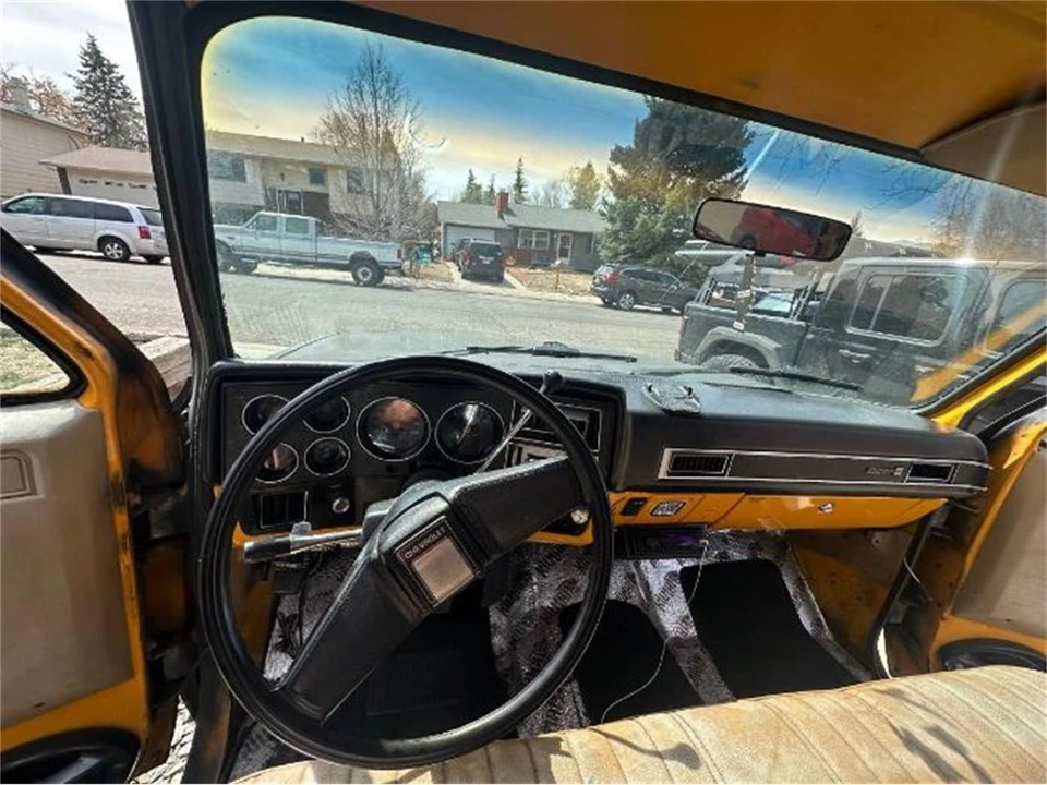 1987 GMC C/K 3rd Gen - Image 4 of 15