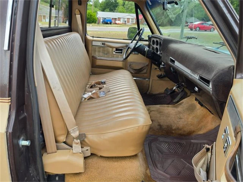 1987 GMC C/K 3rd Gen - Image 29 of 31
