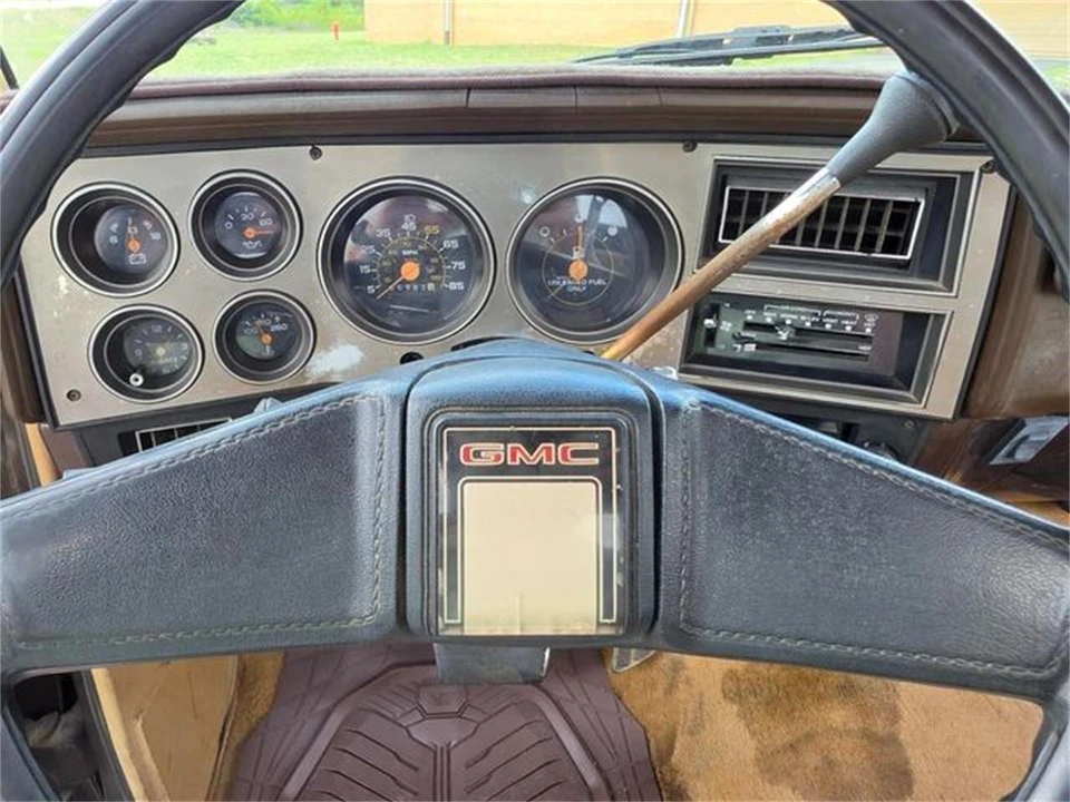 1987 GMC C/K 3rd Gen - Image 18 of 31