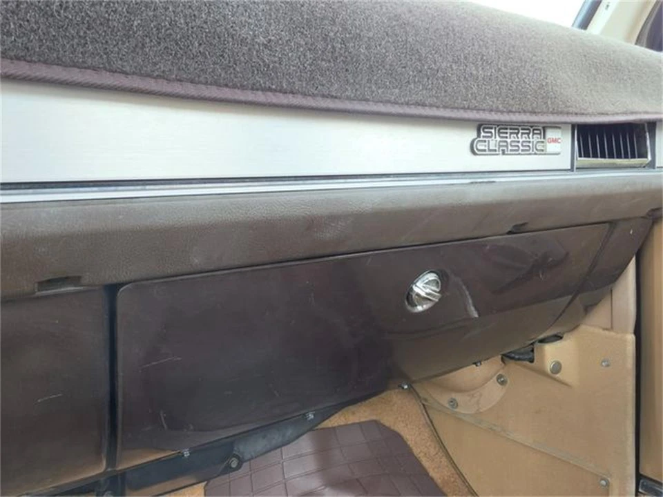 1987 GMC C/K 3rd Gen - Image 22 of 31