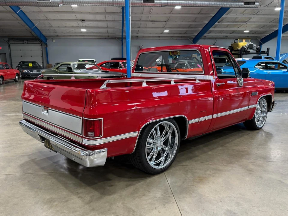 1987 GMC C/K 3rd Gen - Image 4 of 31