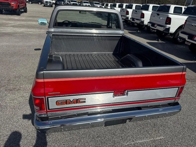 1987 GMC C/K 3rd Gen - Image 9 of 31