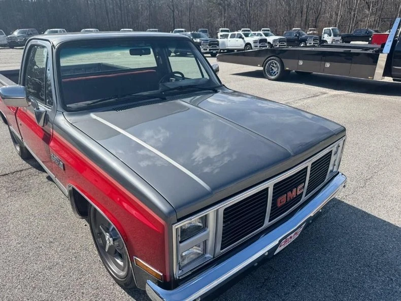 1987 GMC C/K 3rd Gen - Image 2 of 31