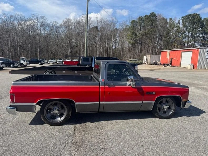 1987 GMC C/K 3rd Gen - Image 4 of 31