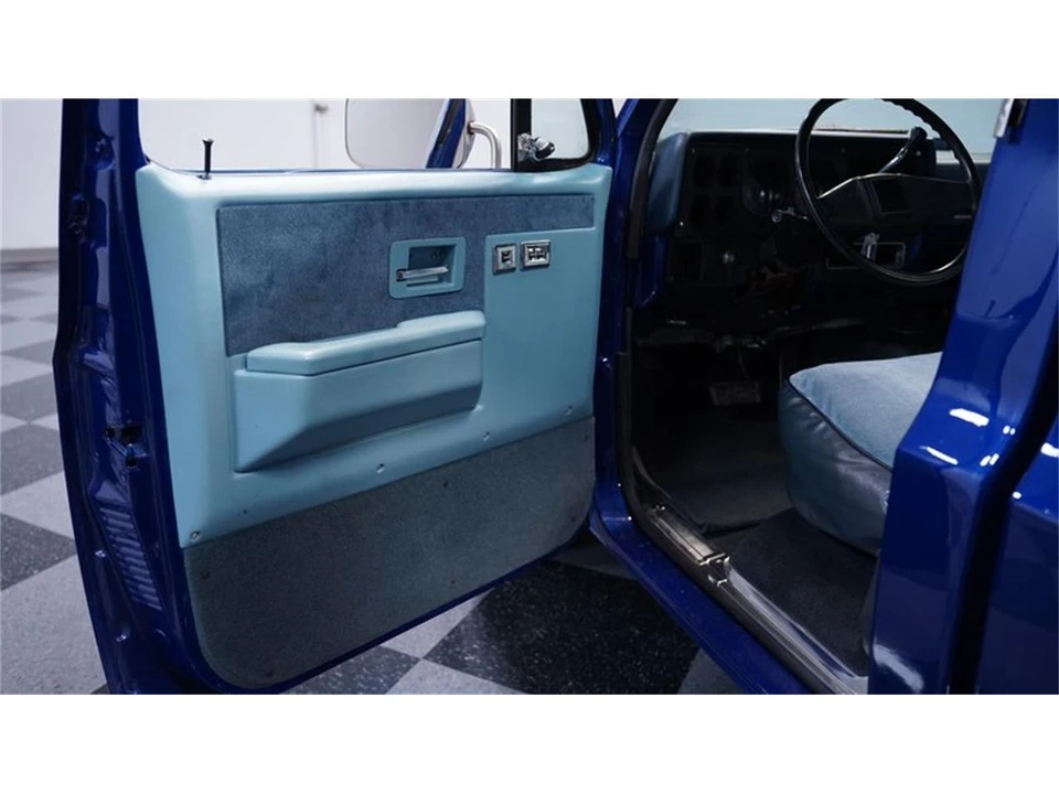 1987 GMC C/K 3rd Gen - Image 28 of 31