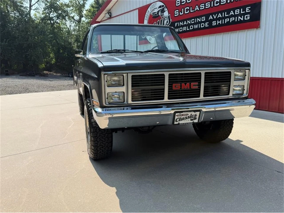 1987 GMC C/K 3rd Gen - Image 24 of 31