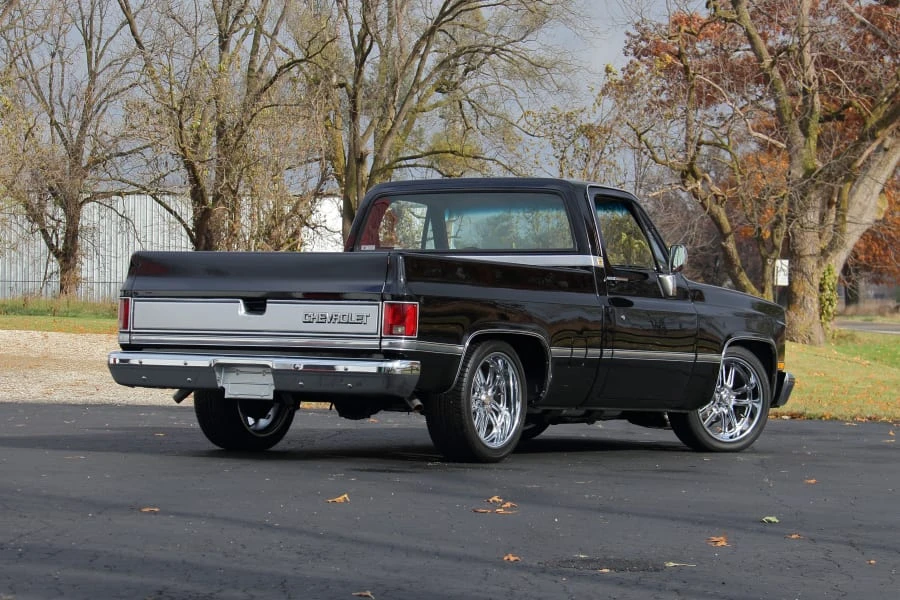 1987 GMC C/K 3rd Gen - Image 3 of 29