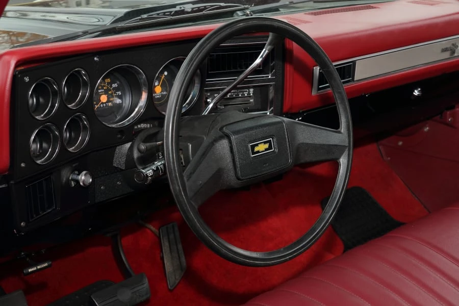 1987 GMC C/K 3rd Gen - Image 18 of 29