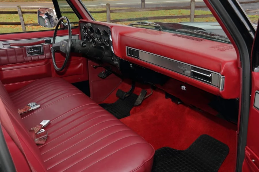 1987 GMC C/K 3rd Gen - Image 15 of 29