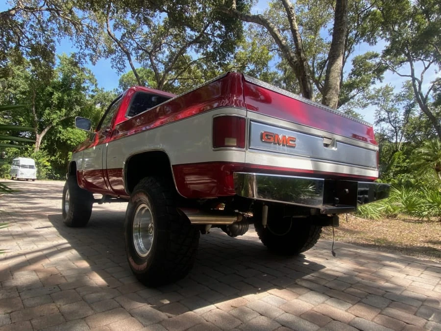 1987 GMC C/K 3rd Gen - Image 3 of 12