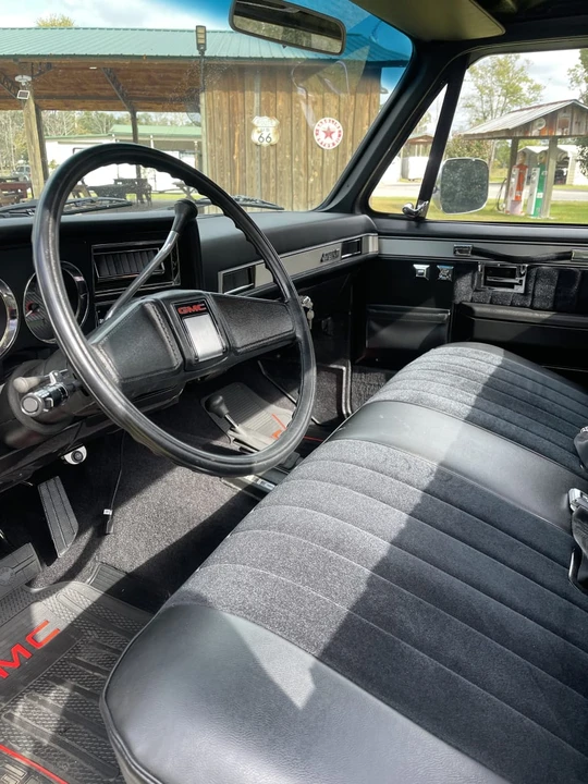 1987 GMC C/K 3rd Gen - Image 8 of 31