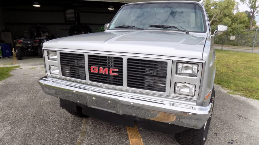1987 GMC C/K 3rd Gen - Image 3 of 24