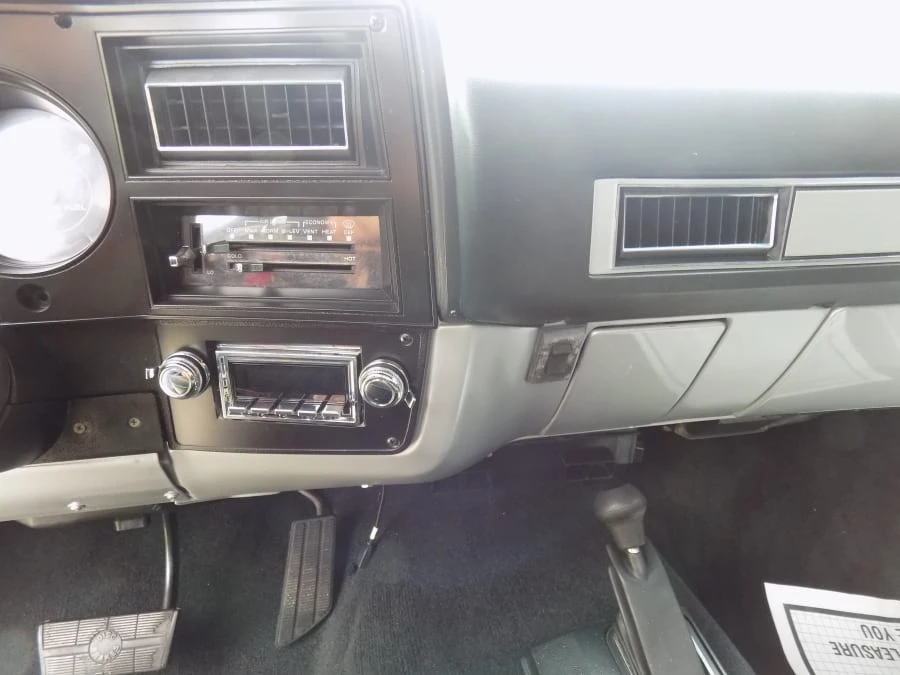 1987 GMC C/K 3rd Gen - Image 12 of 24