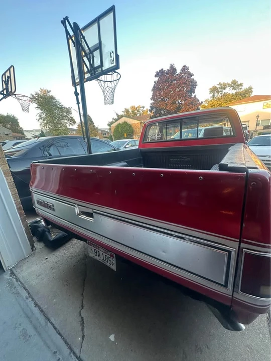 1987 GMC C/K 3rd Gen - Image 9 of 10