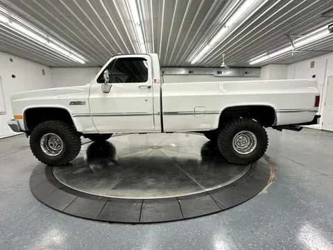 1987 GMC Sierra 1500 Regular Cab 4WD