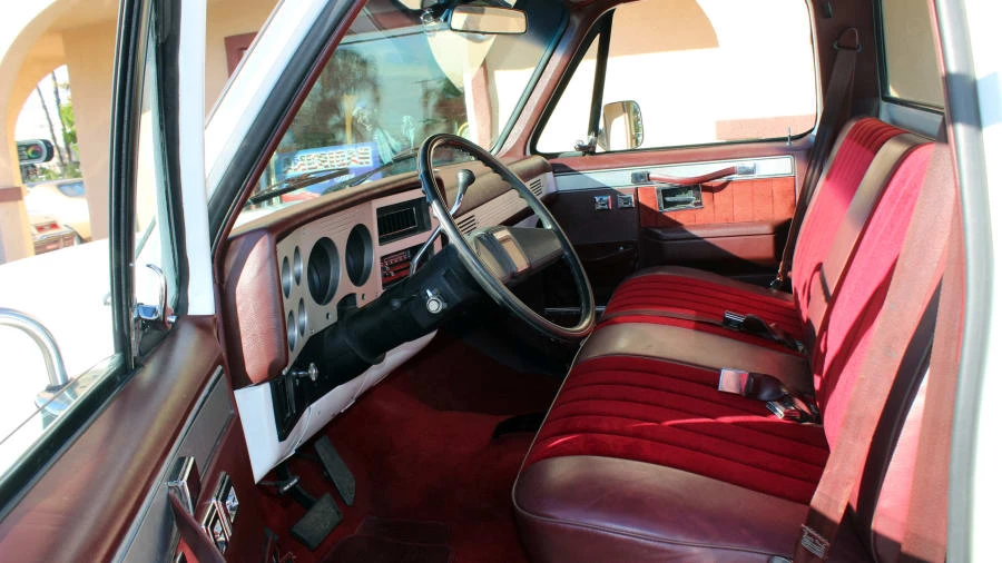 1987 GMC C/K 3rd Gen - Image 2 of 4