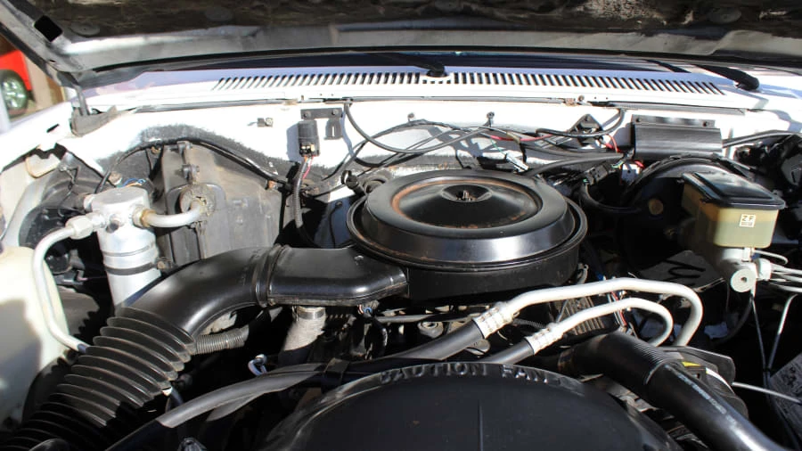 1987 GMC C/K 3rd Gen - Image 3 of 4