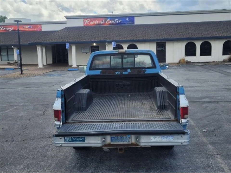 1987 GMC C/K 3rd Gen - Image 8 of 13