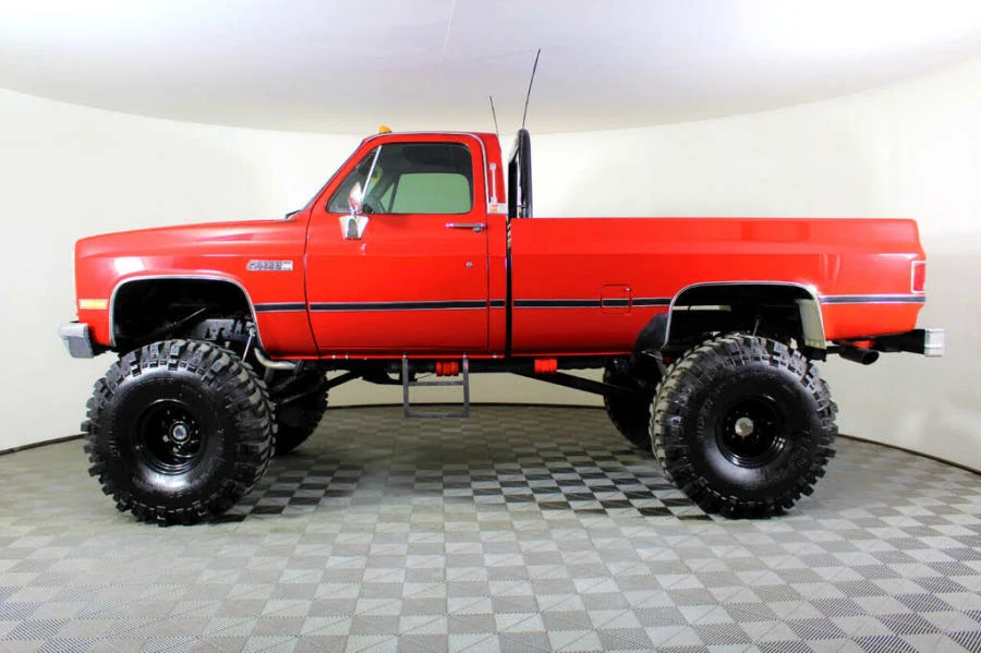 1987 GMC C/K 3rd Gen - Image 2 of 21