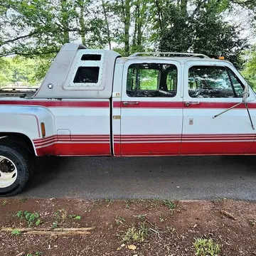 1987 GMC 3500 Crew Cab Long Bed