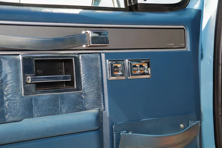 1987 GMC C/K 3rd Gen - Image 21 of 31