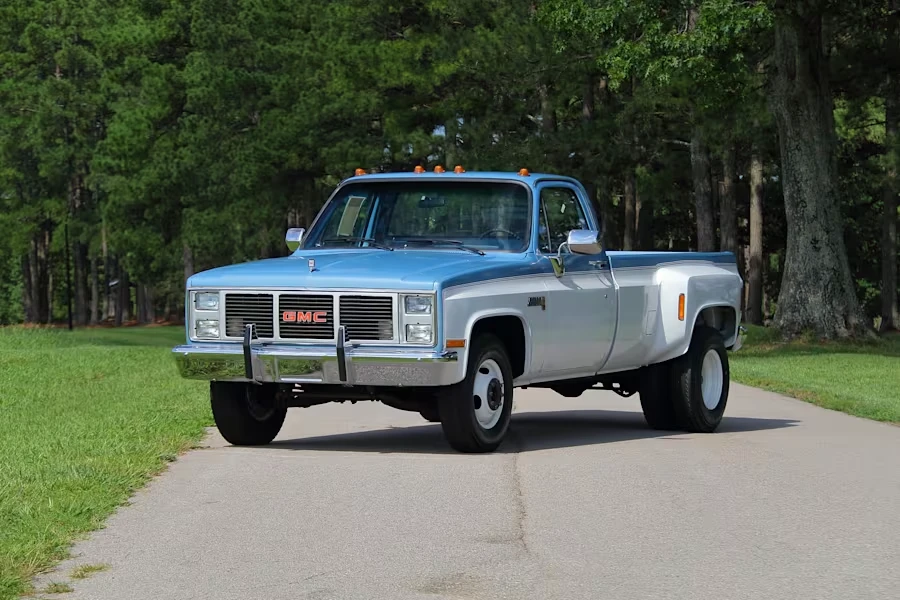 1987 GMC C/K 3rd Gen - Image 10 of 31