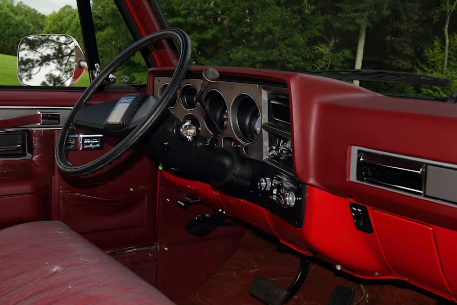 1987 GMC C/K 3rd Gen - Image 26 of 31