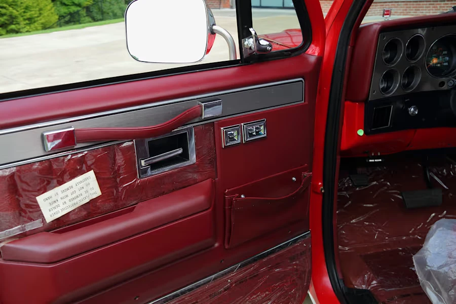 1987 GMC C/K 3rd Gen - Image 24 of 31