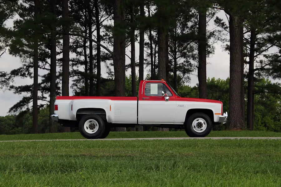 1987 GMC C/K 3rd Gen - Image 7 of 31