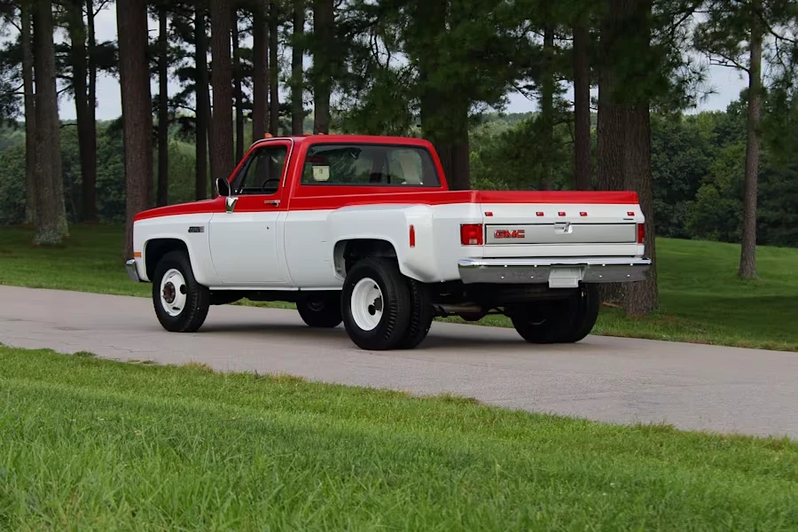 1987 GMC C/K 3rd Gen - Image 17 of 31