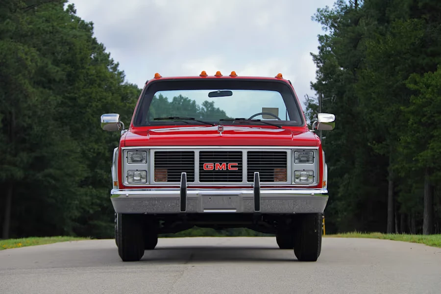 1987 GMC C/K 3rd Gen - Image 4 of 31