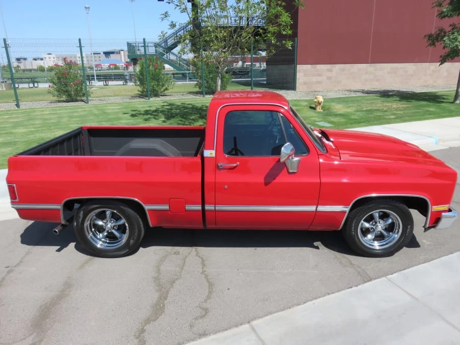 1987 GMC C/K 3rd Gen - Image 2 of 8