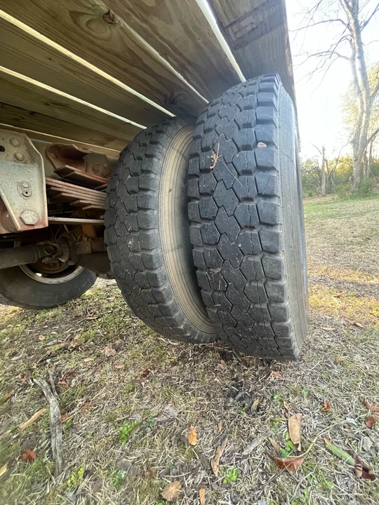 1987 GMC TopKick - Image 6 of 13