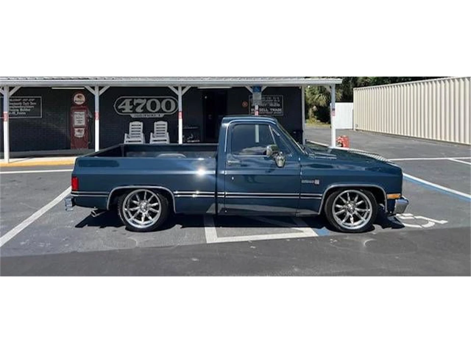 1987 GMC C/K 3rd Gen - Image 2 of 21