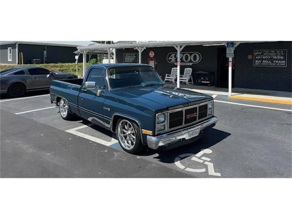 1987 GMC C/K 3rd Gen - Image 3 of 21