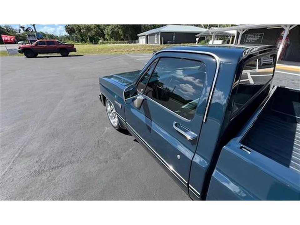 1987 GMC C/K 3rd Gen - Image 7 of 21