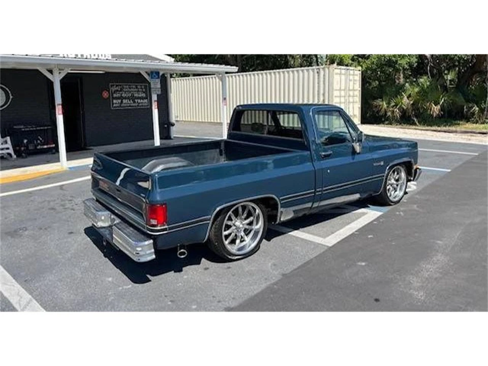1987 GMC C/K 3rd Gen - Image 4 of 21