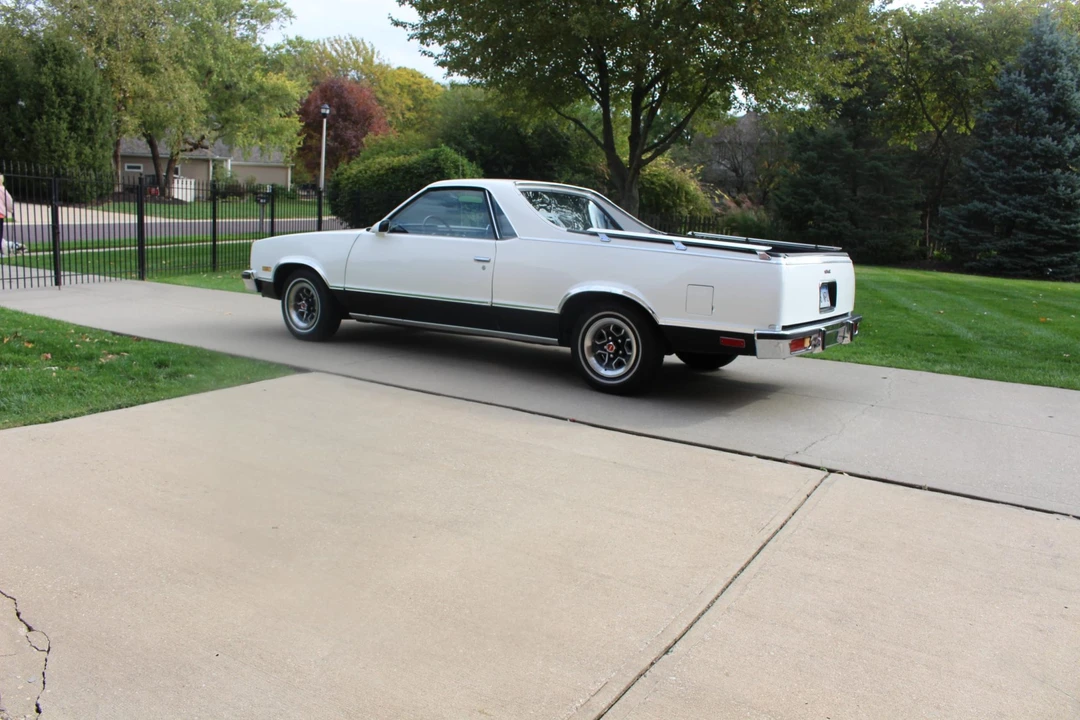 1987 GMC Sprint/Caballero - Image 3 of 31