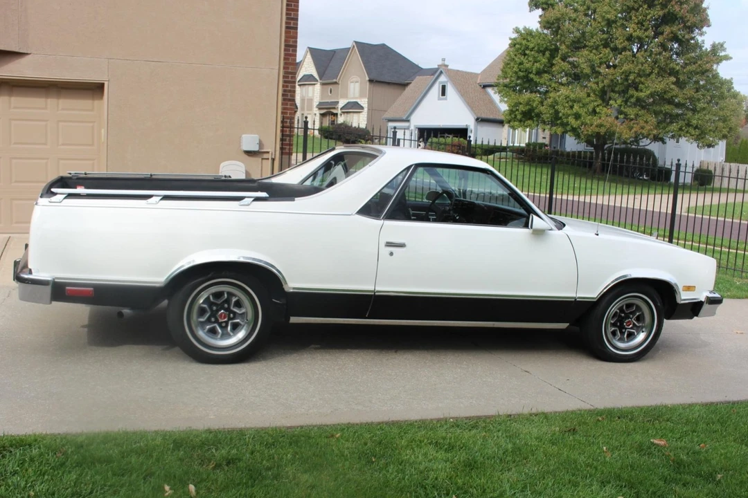 1987 GMC Sprint/Caballero - Image 13 of 31