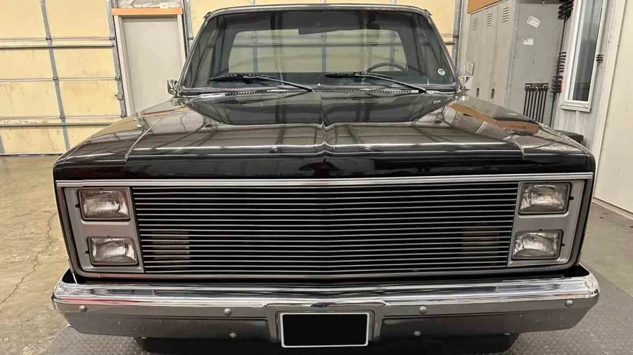 1987 GMC C/K 3rd Gen - Image 3 of 9