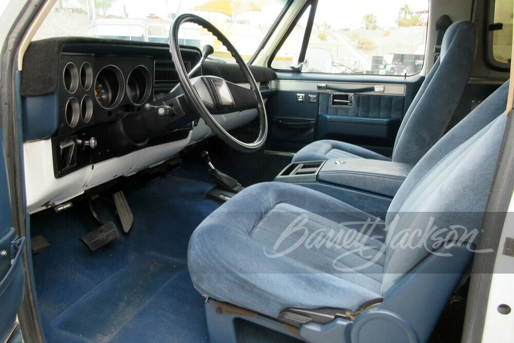 1987 GMC Jimmy 2nd Gen - Image 3 of 10