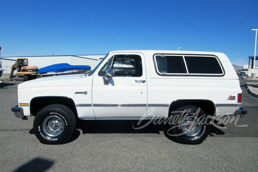 1987 GMC Jimmy 2nd Gen - Image 7 of 10