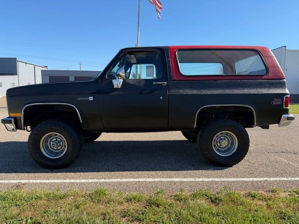 1987 GMC Jimmy 2nd Gen - Image 8 of 20