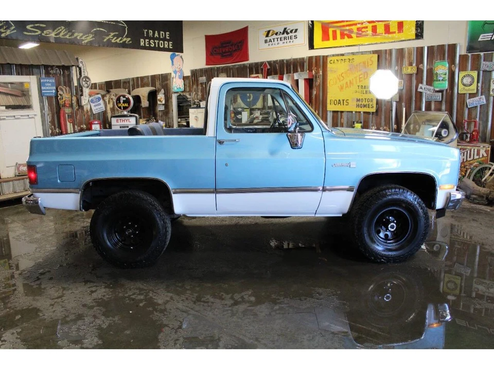 1987 GMC Jimmy 2nd Gen - Image 22 of 31
